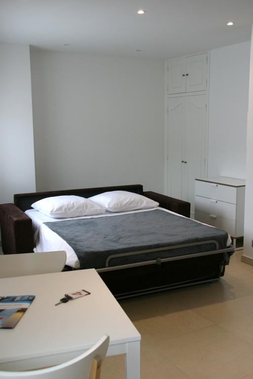 Apartmán Appart Azur Saint-Laurent-du-Var Pokoj fotografie