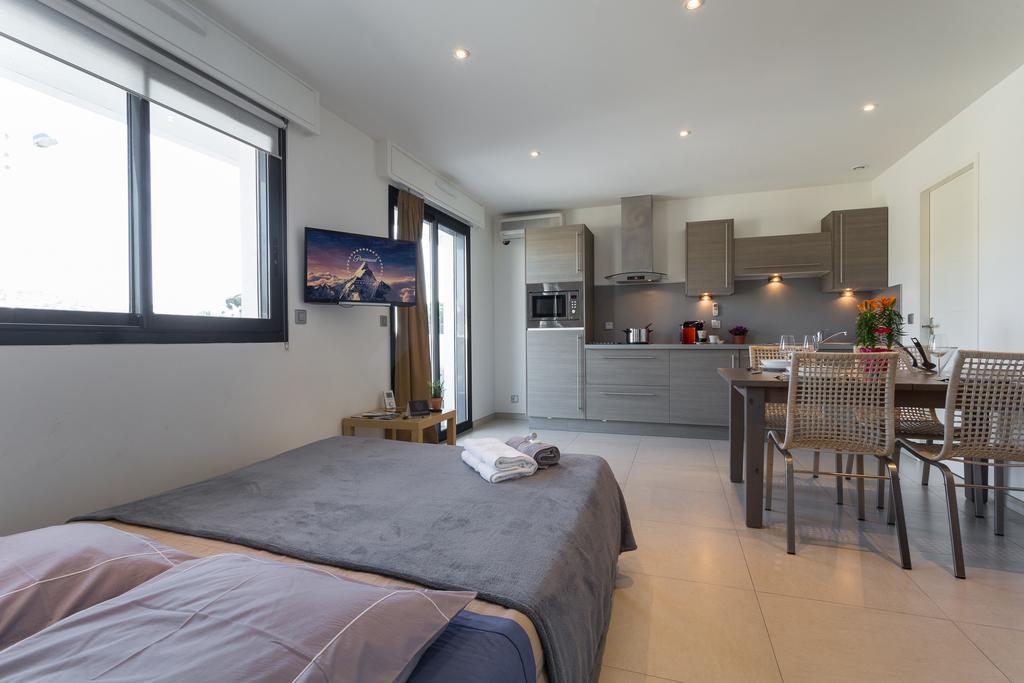Apartmán Appart Azur Saint-Laurent-du-Var Pokoj fotografie